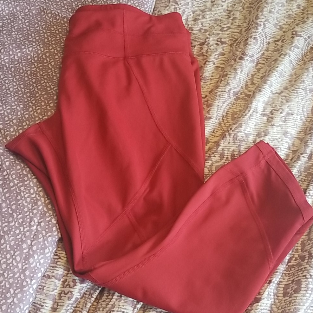 Discontinued Sonar Capris